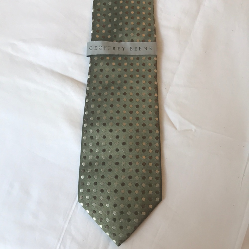 Geoffrey Beene Green Tie